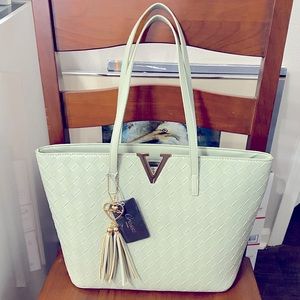 NWT Crossi Spring Green Large Satchel Purse